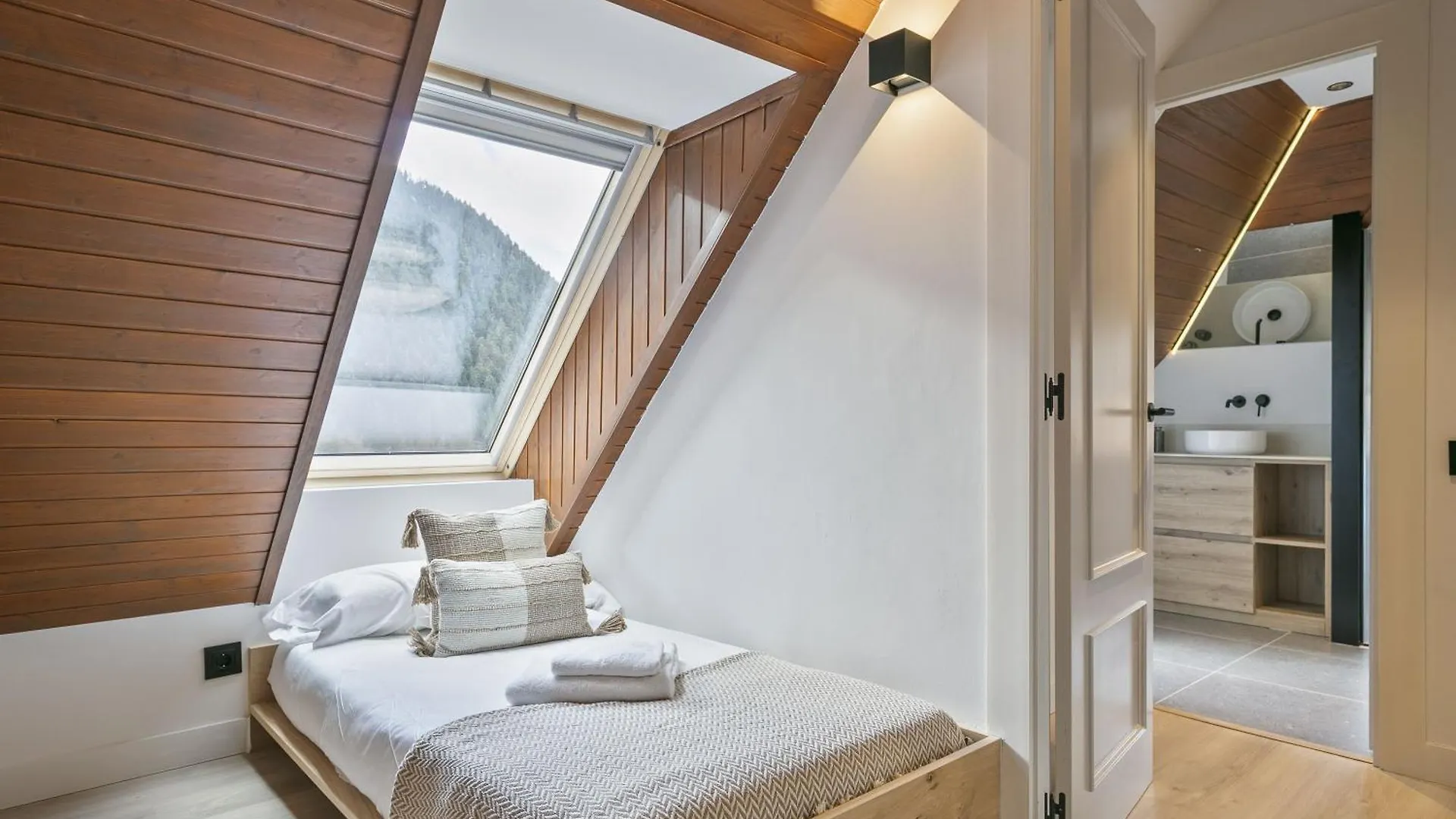 Luderna - Apartamento Mirador Bonaigua Baqueira Beret İspanya